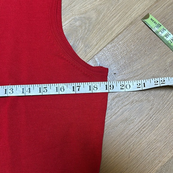 Pendleton sleeveless turtleneck - Picture 2 of 7